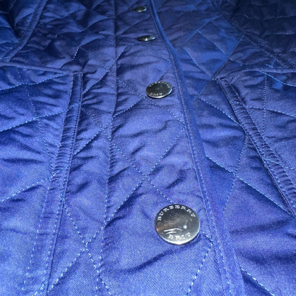 Burberry Quilted Navy Blue Jacket with Signature Check Trim - Picture 3 of 6